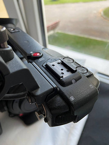 C100 mkii Kaamera (5 foto / 10)
