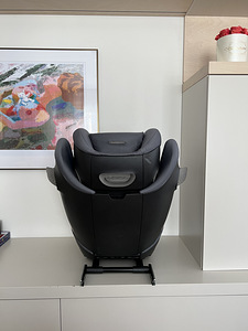 Cybex Solution S-Fix, почти не использовался (3 фото из 3)