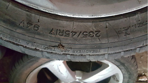 Suverehvid 235/45R17 (3 foto / 3)