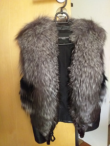 Hõberebase vest xs-s (3 foto / 3)