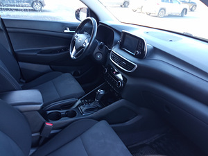 Hyundai Tucson 2019 diesel, guarantee. (6 foto / 9)