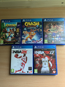 Продам консоль Playstation 4. Ps4 + 5 игр (3 фото из 3)