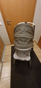 TEUTONIA ELEGANCE INCL. CHROME CHASSIS-MOUNTED CARRYCOT (3 foto / 10)
