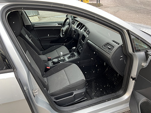 Volkswagen Golf 7 Variant (9 foto / 15)