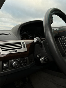 BMW 730LD (9 фото из 9)
