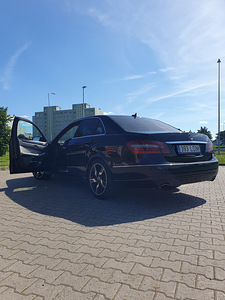 Mercedes-Benz E350 cdi 4Matic (5 foto / 7)