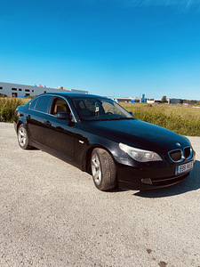 BMW 520i (3 фото из 9)