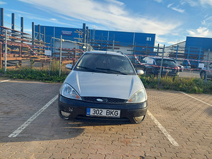 Ford focus 1 2003 .1.8 74kw (4 foto / 12)