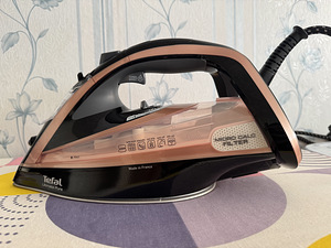 Iron Tefal Ultimate Pure FV9845 (2 foto / 6)