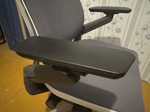 Steelcase Gesture (7 фото из 10)