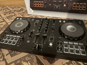 Pioneer DJ DDJ-FLX4 (2 foto / 2)