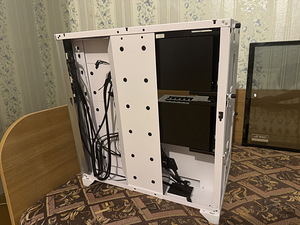 PC Case Lian Li O11 Dynamic XL ROG Certified (6 foto / 9)