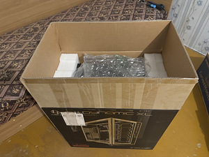 PC Case Lian Li O11 Dynamic XL ROG Certified (9 foto / 9)