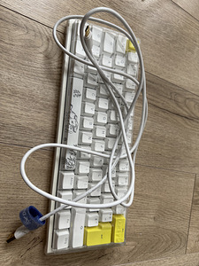 Ducky one 2 mini (3 foto / 3)