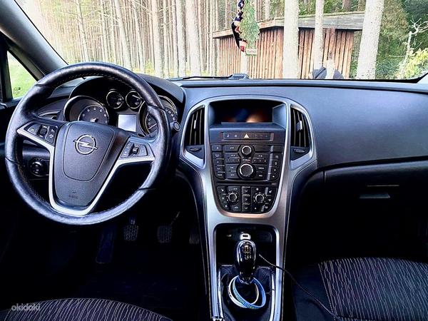 Opel Astra 2015 1.4 103kw (фото #3)
