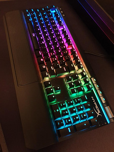 Hyperx alloy elite rgb (2 foto / 2)