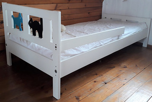 Деревянная кровать ИКЕА (70х160 см) и матрас