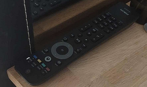 Продается телевизор Philips 42 (4 фото из 4)