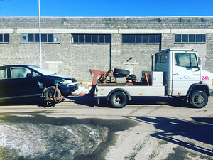 Puksiir Mercedes bens vario (10 foto / 10)