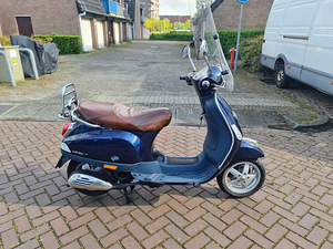 Vespa LX50 4T 2012 (3 foto / 8)