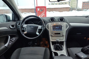 Ford mondeo 2008 tdi (4 foto / 6)