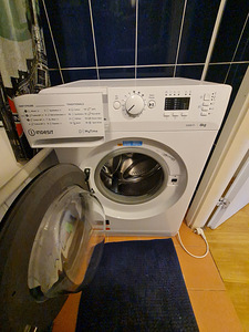 Pesunasin Indesit 1200 6kg (3 foto / 5)