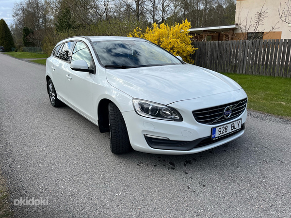 Volvo V60 (Webasto) (фото #1)