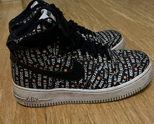 Nike Air Force (2 фото из 3)