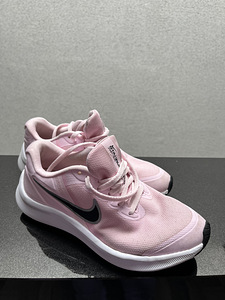 Кроссовки Nike 35.5