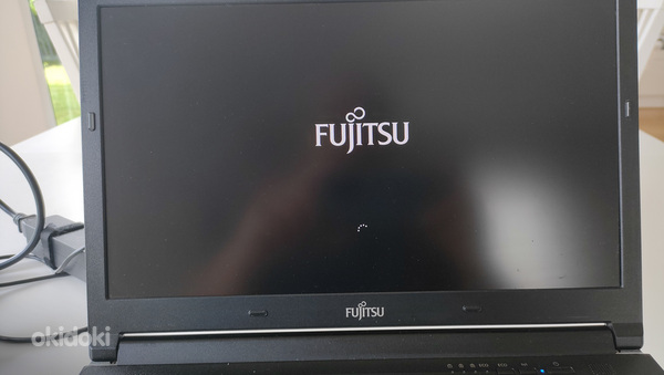 Fujitsu Lifebook E546 (фото #8)