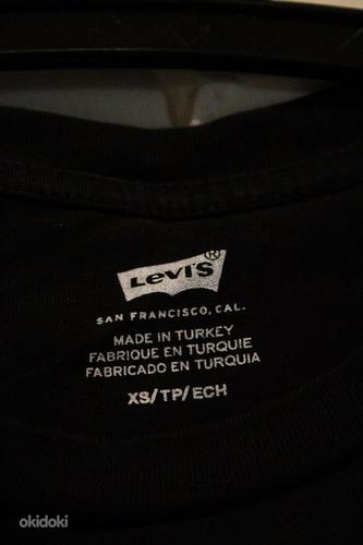 Черная футболка Levise (фото #3)