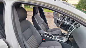 Volvo v50 2.0, 100kw (11 foto / 13)