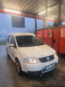 Volkswagen Caddy (2 foto / 7)