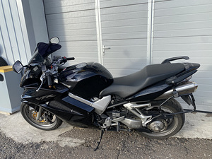 Honda vfr800 (2 foto / 7)