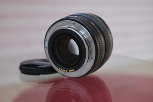 Canon EF 50mm f/1.4 USM (2 foto / 3)