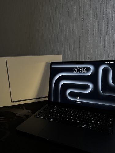 Apple MacBook Air 13 (2026), M5