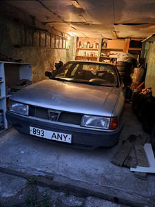 Audi 80 b3 (1 фото из 4)