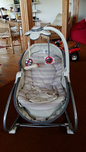 Tiny love rocker lamamistool-häll beebile (2 foto / 3)