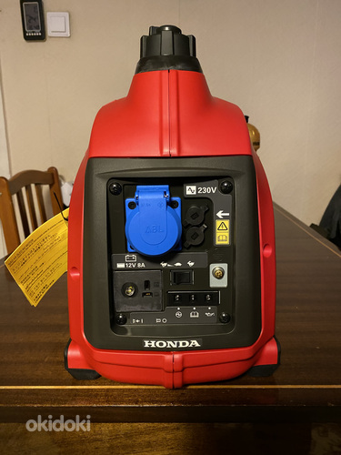 Инверторный генератор Honda EU 10i (фото #1)