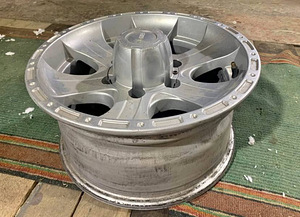 Mangels rattaveljed r15 6x139.7 (6 foto / 6)