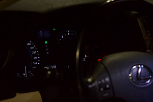 Lexus is250 luxury AT 2006 (8 foto / 10)