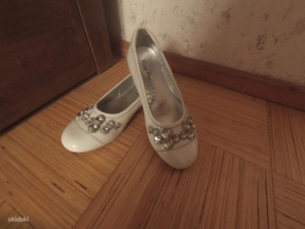 Pidulikud kingad tüdrukule suurus 32 (foto #1)
