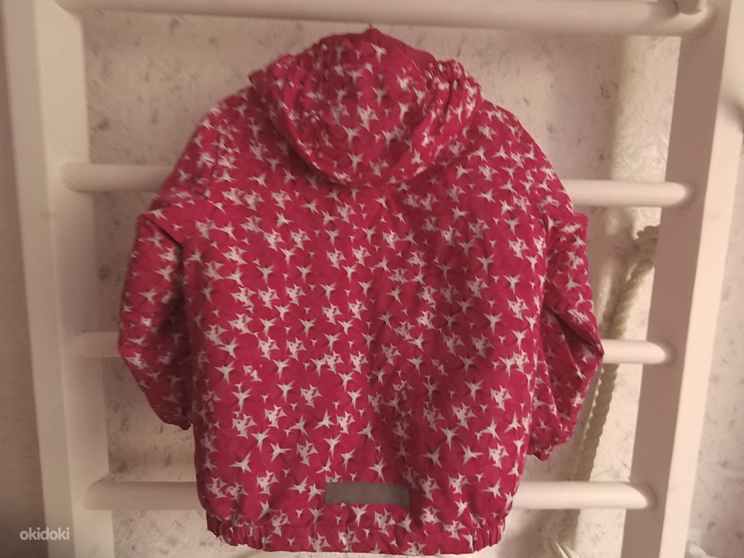 Осенняя розовая куртка размер 128 (фото #2)