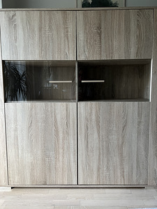 Müüa vitriinkapp (3 foto / 3)