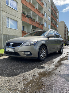 Kia Ceed 2011 1.6 85kw Diisel (5 foto / 5)