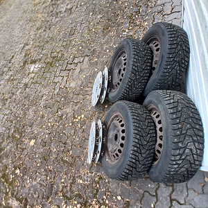 Naelrehvid, Volkswagen Golf V (1 foto / 2)