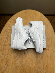 Nike Air Force 1 (1 фото из 4)