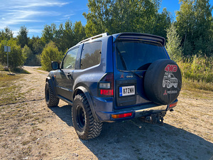 Mitsubishi pajero 3.2D (4 foto / 8)