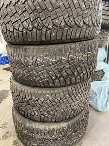 265/45R20 Continetal IceContact 2