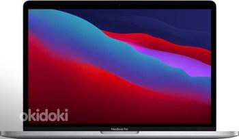 Apple MacBook Pro 13,3 дюйма 2020 M1 / 8 / 256SSD / touchbar Silver (фото #1)